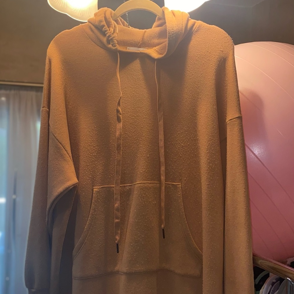 Treasure & Bond sweats shirt